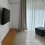 Apartment Bejart 8