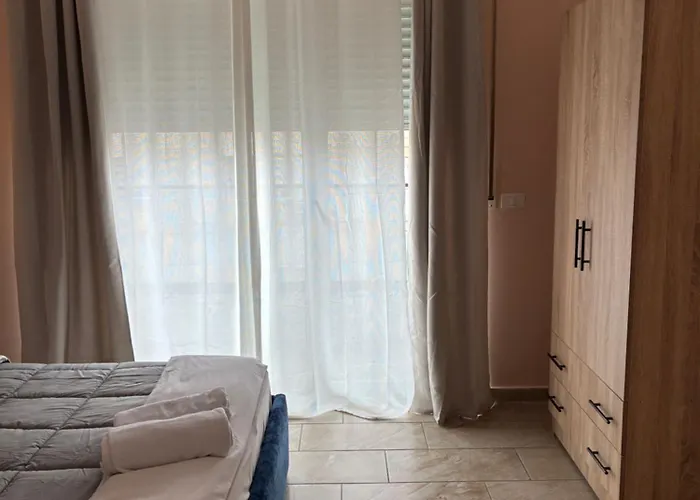 Bejart 8 * 地拉那